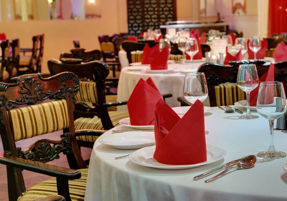 The Ambassador, Marine Drive, Bombaj
