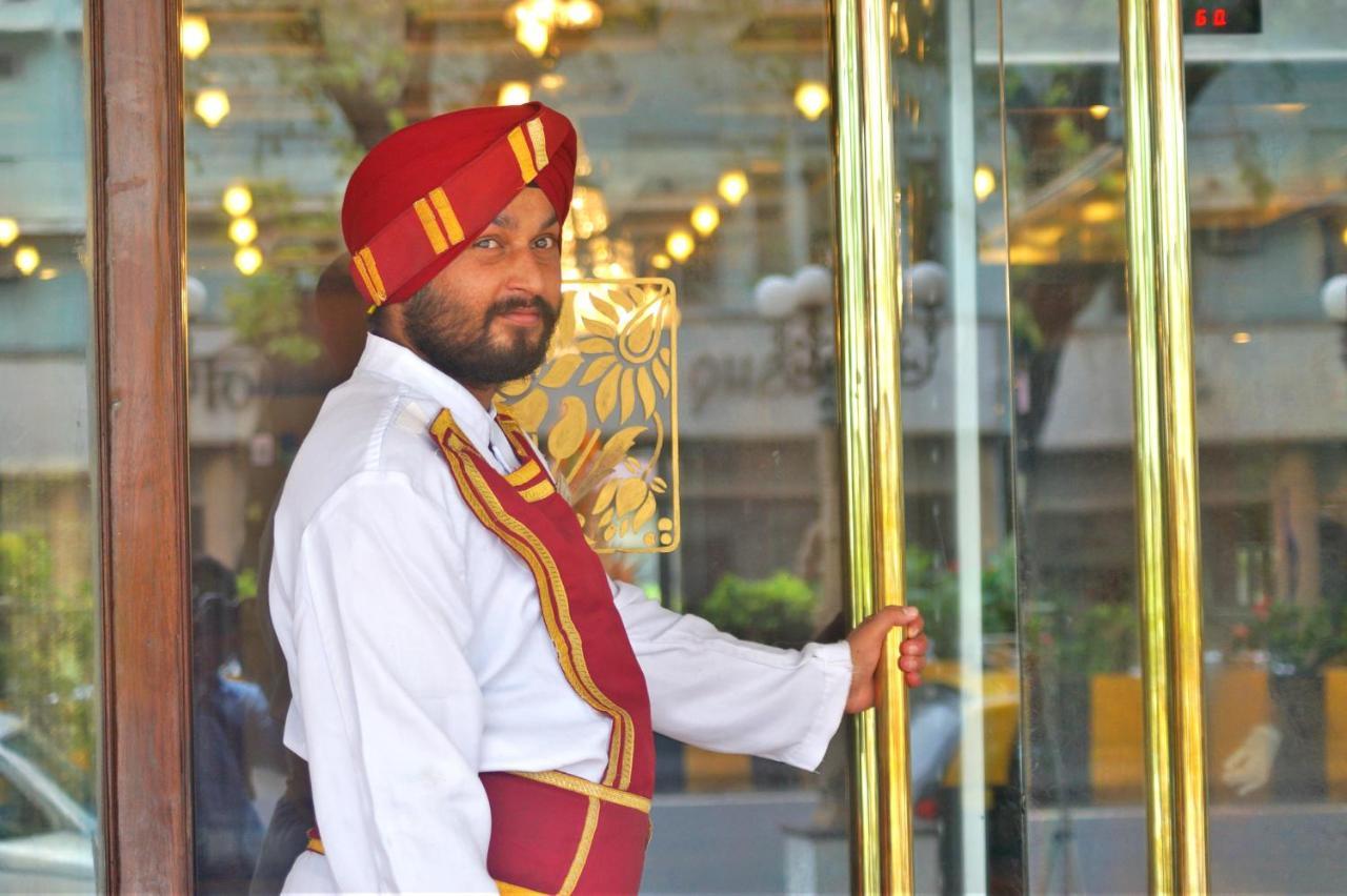 The Ambassador, Marine Drive, 4* Bombaj